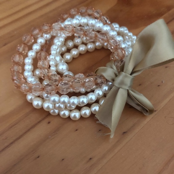 Faux Pearl and Rose Bracelet Set (Stretch) - Picture 2 of 3